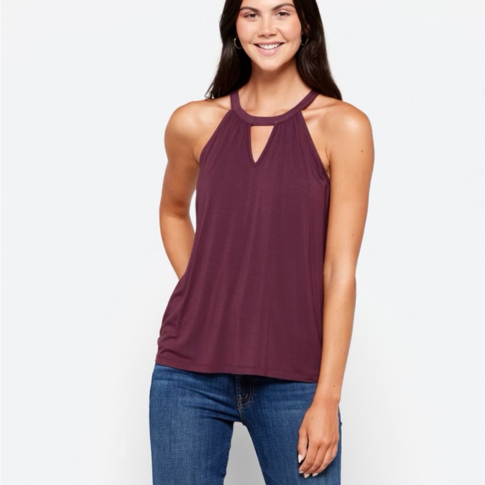 MARKET & SPRUCE
Kaya Keyhole Halter Knit Top